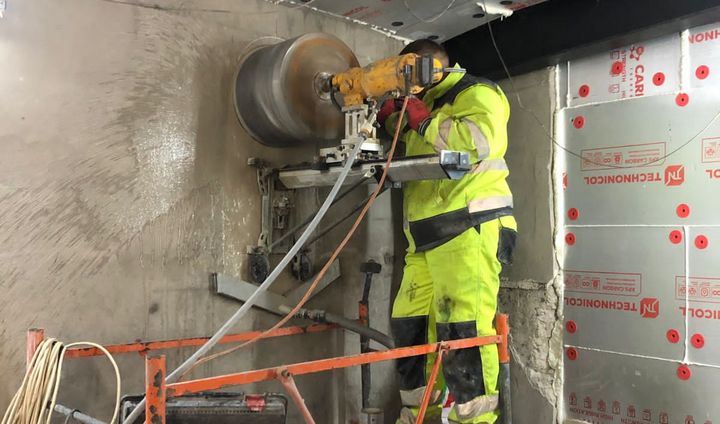 Сверление отверстий Ø450 мм Сверление отверстий Ø450 мм